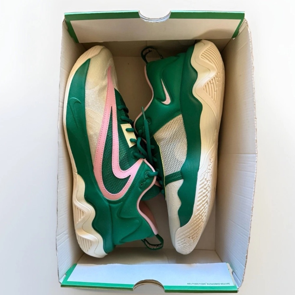 Nike Giannis Immortality 3 Men's 12 DZ7533-300 Green Pink Basketball Shoes